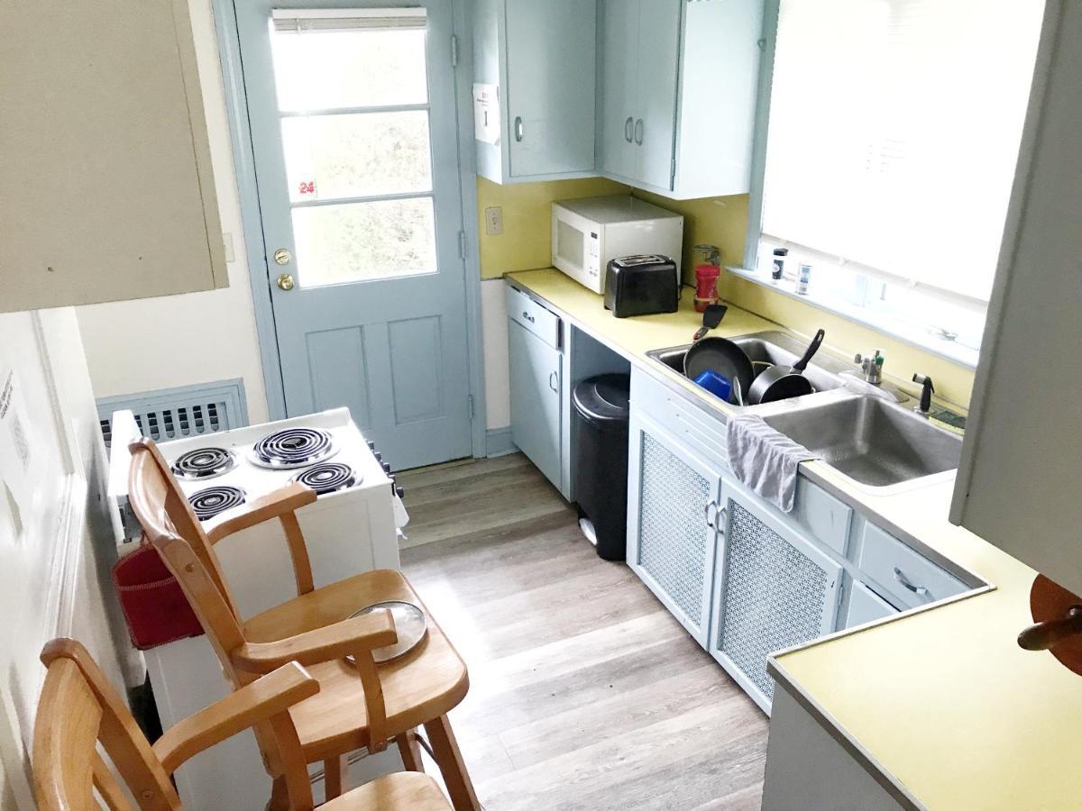 1950S Charm In The Heart Of Waterbury Διαμέρισμα Εξωτερικό φωτογραφία