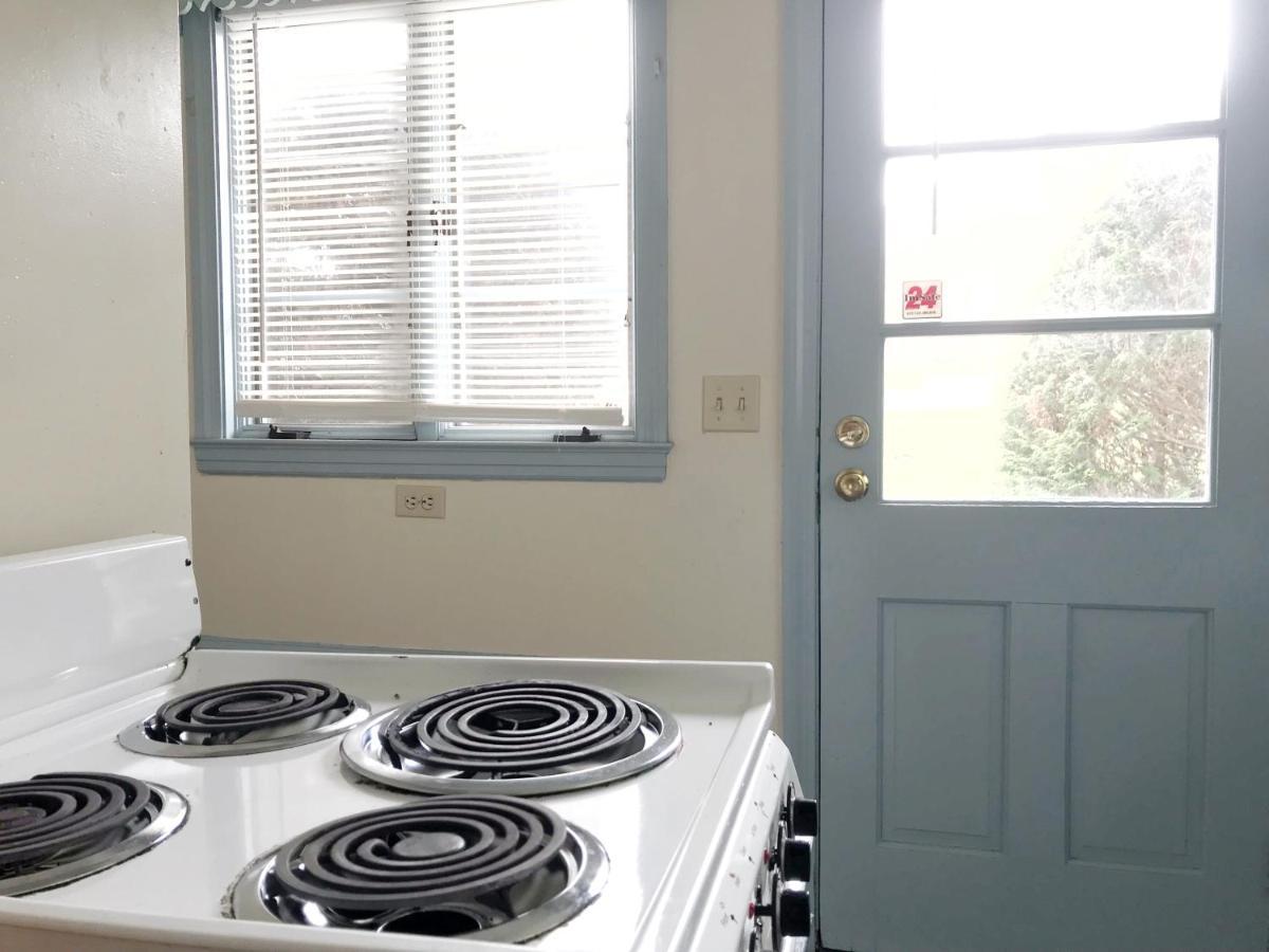 1950S Charm In The Heart Of Waterbury Διαμέρισμα Εξωτερικό φωτογραφία